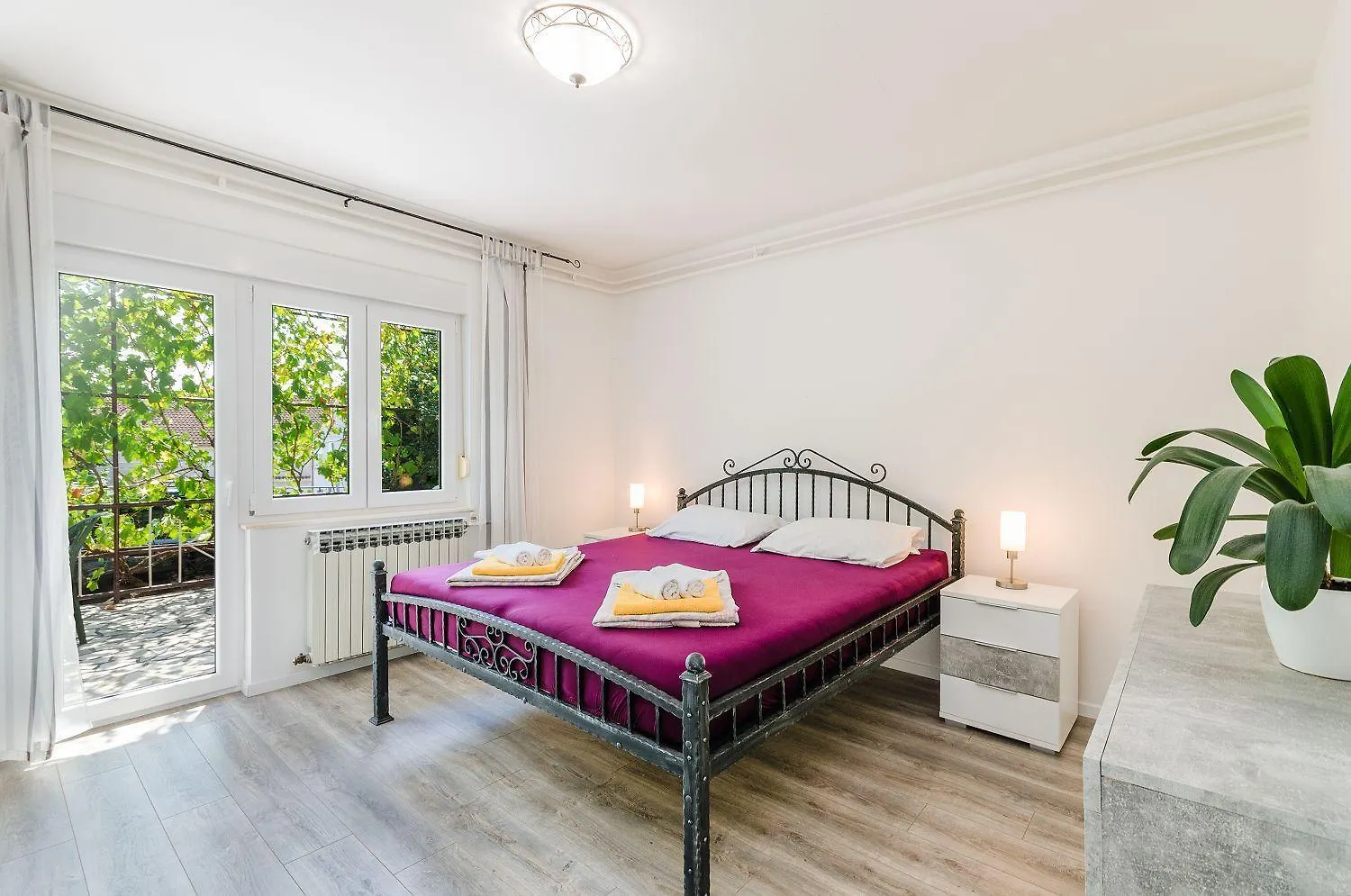 Charmantes Apartment Nur 250 Meter Zum Sandstrand Mit Privater Terrasse, Liegen, Grill Crikvenica Croatia