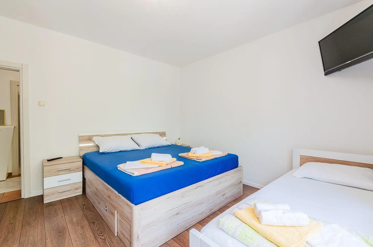 Charmantes Apartment Nur 250 Meter Zum Sandstrand Mit Privater Terrasse, Liegen, Grill Crikvenica Croatia