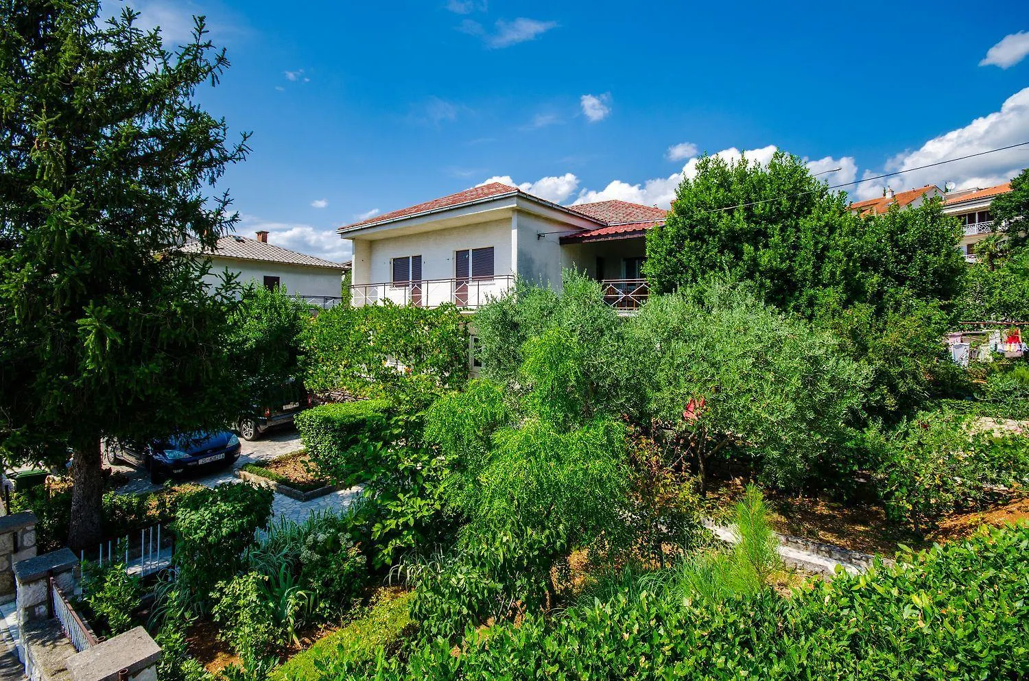 Charmantes Apartment Nur 250 Meter Zum Sandstrand Mit Privater Terrasse, Liegen, Grill Crikvenica